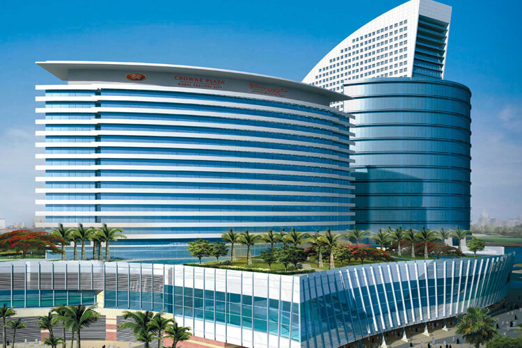 international_tour_packages_dubai-crowne plaza